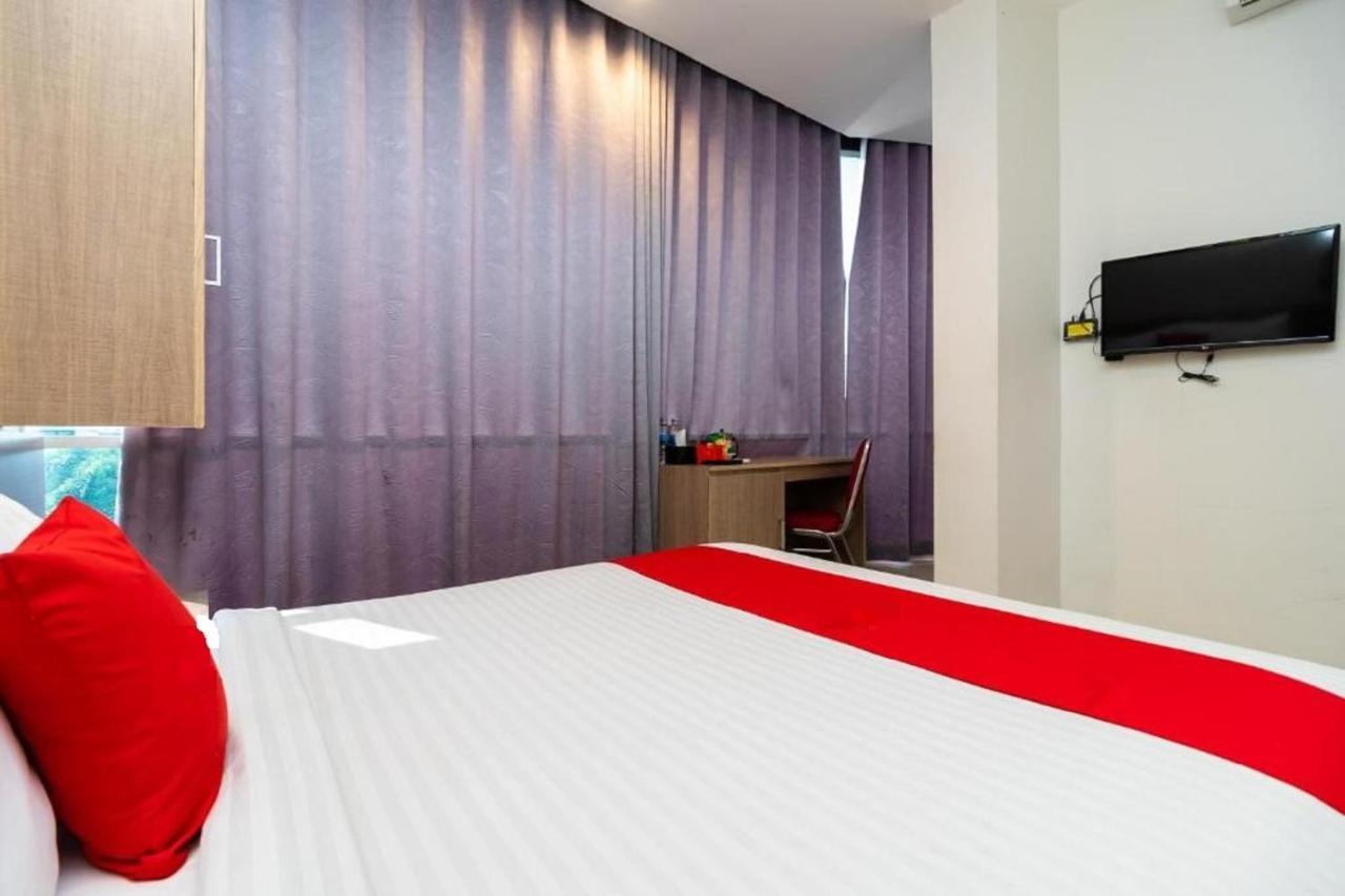 Hotel Domino Palembang Extérieur photo