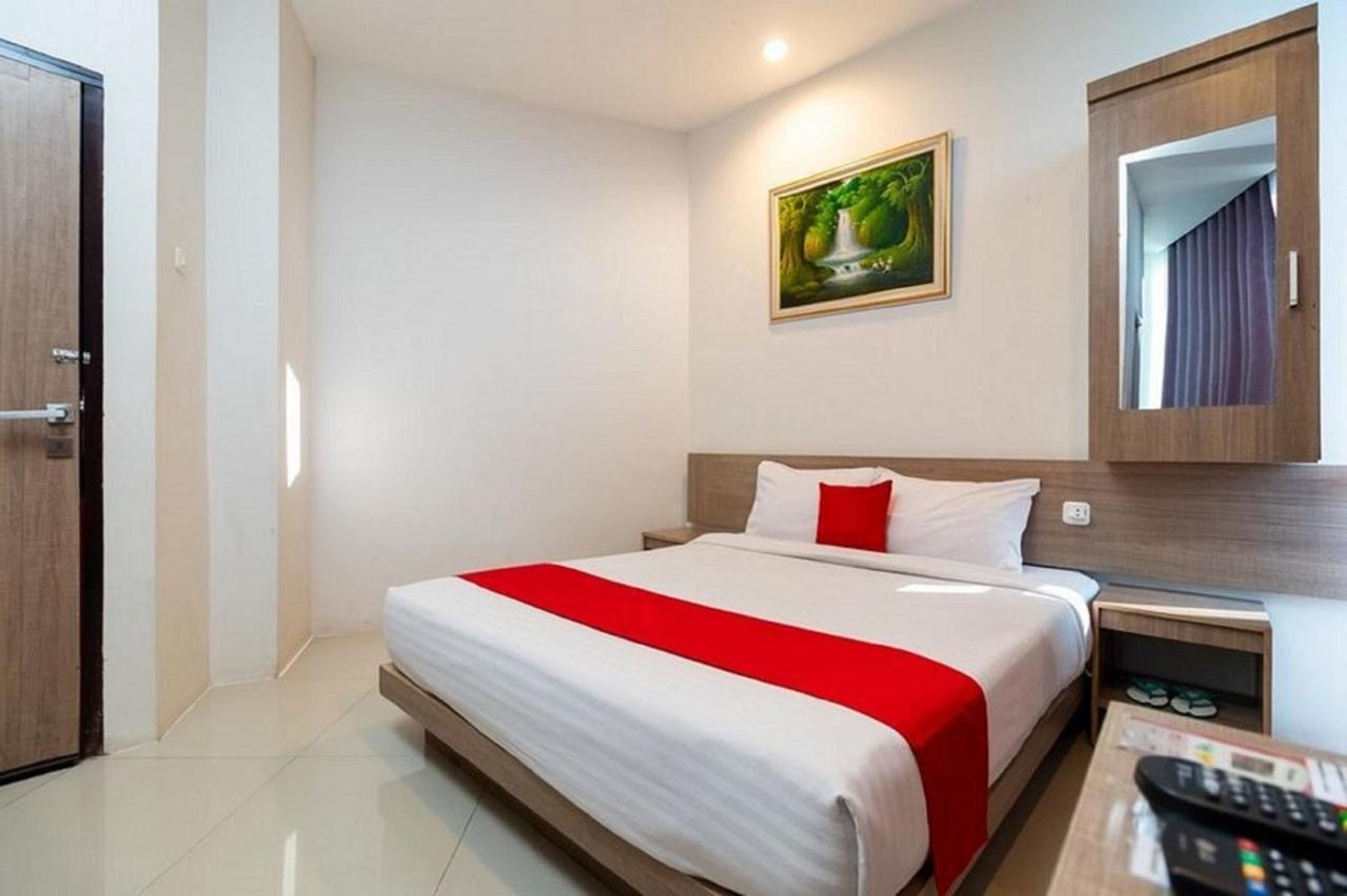 Hotel Domino Palembang Extérieur photo