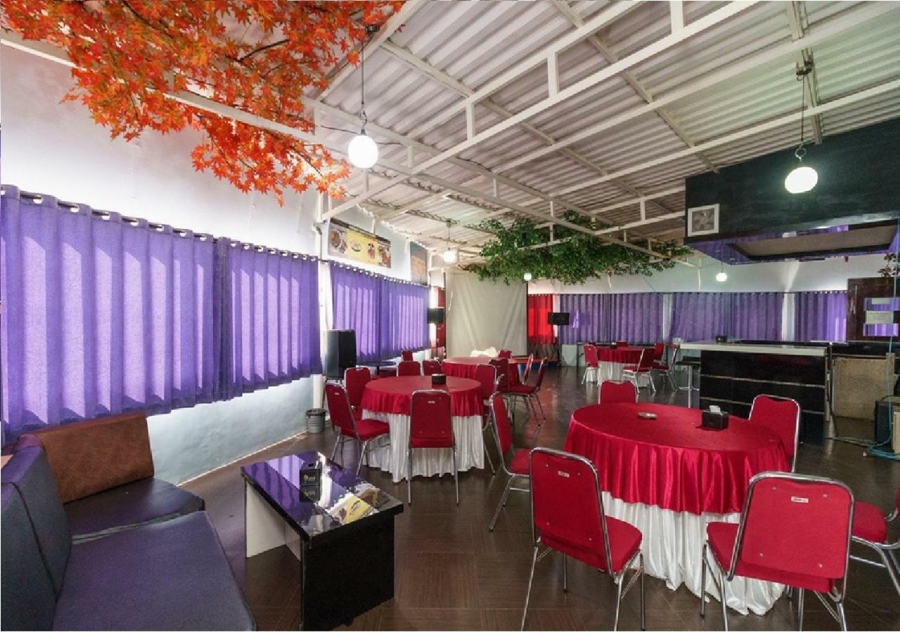 Hotel Domino Palembang Extérieur photo
